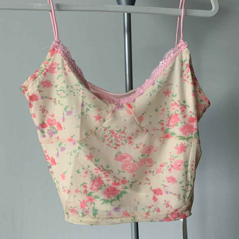 NWOT 90s Strap Crop Top Colorful & Cute Camisole